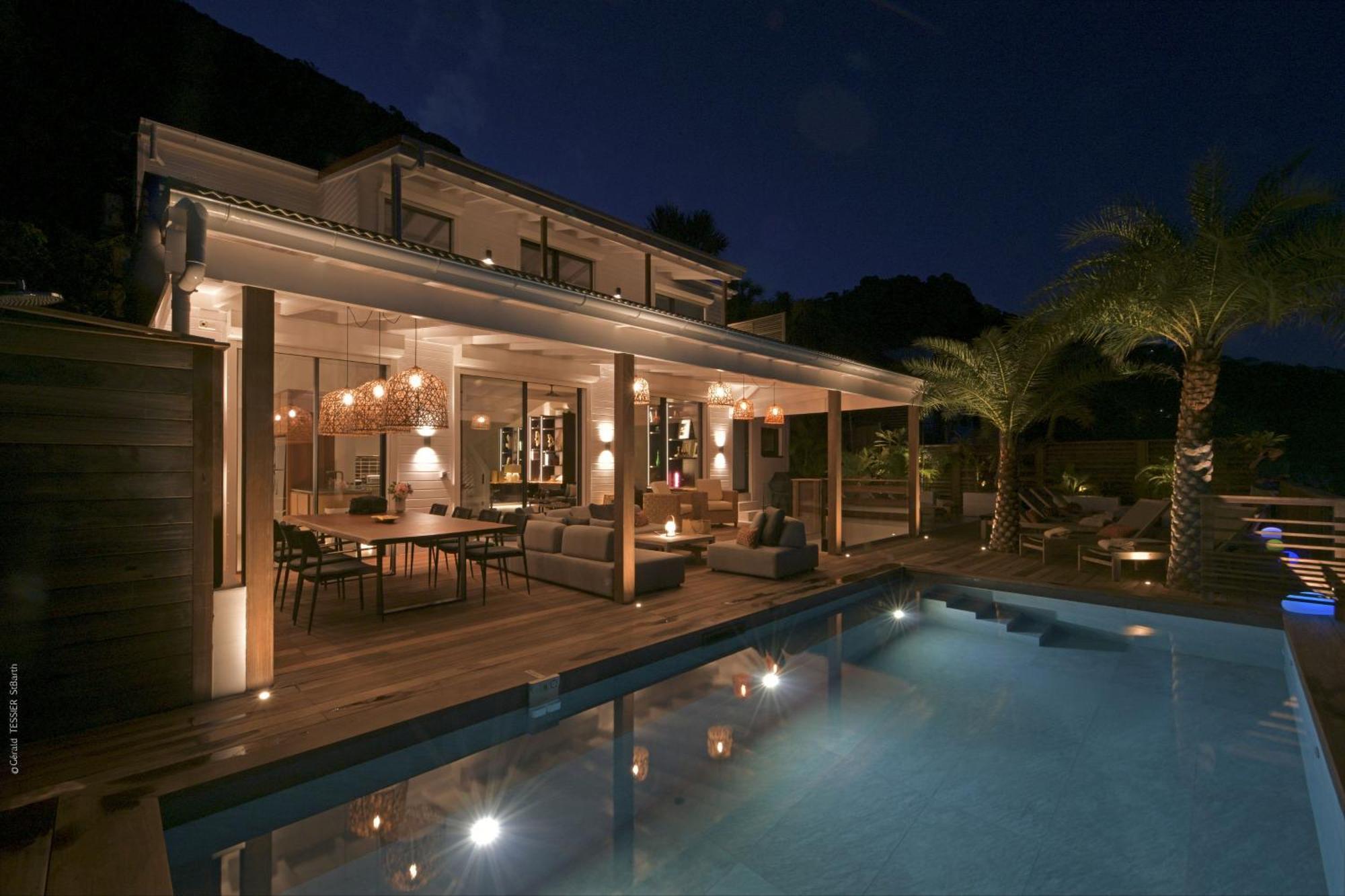 Villa Nagabaaja Swimming Pool, And Private Parking Anse Des Cayes ภายนอก รูปภาพ