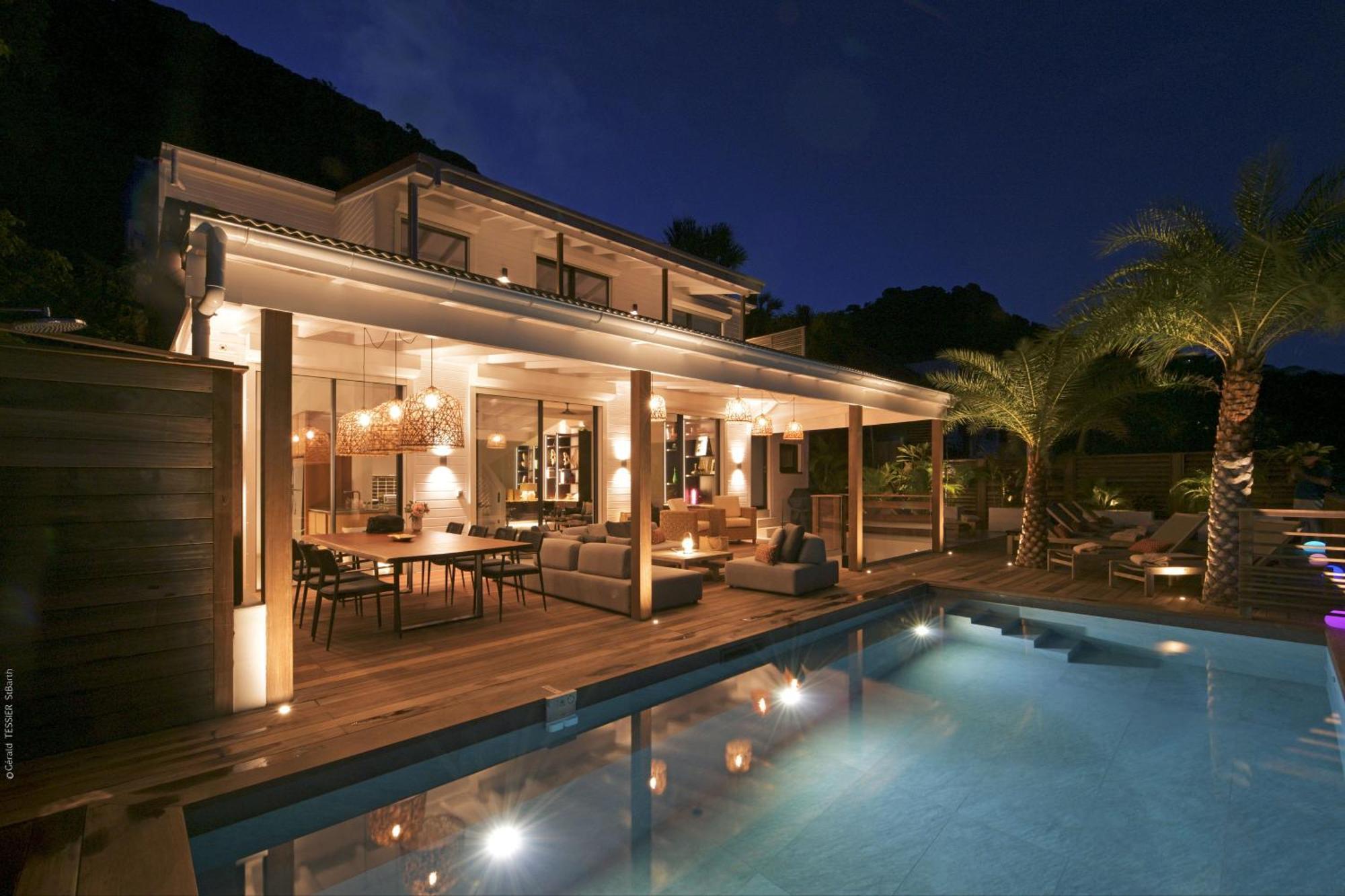 Villa Nagabaaja Swimming Pool, And Private Parking Anse Des Cayes ภายนอก รูปภาพ