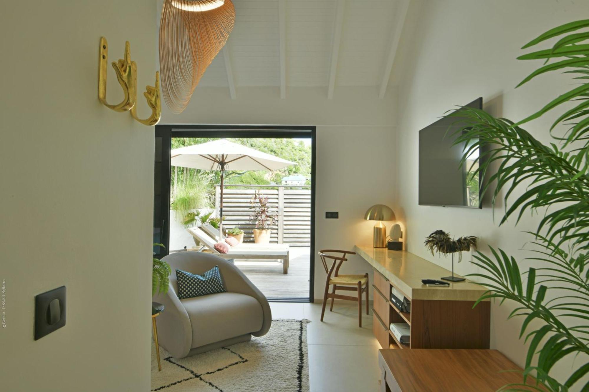 Villa Nagabaaja Swimming Pool, And Private Parking Anse Des Cayes ภายนอก รูปภาพ